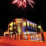 Supreme Hotel 3*
