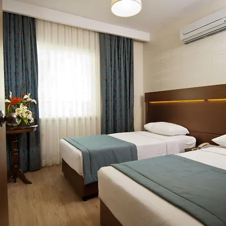 Hotel Supreme 3*