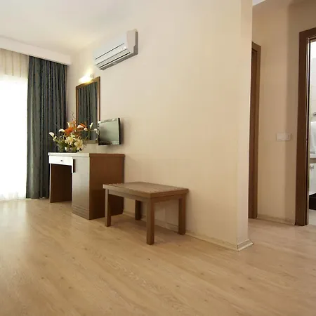 シュープリーム ホテル