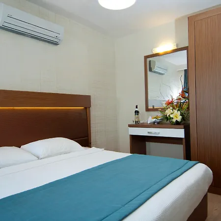 Supreme Μαρμαρίς