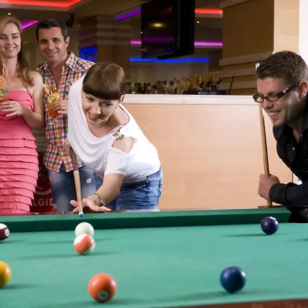 Supreme Ξενοδοχείο 3*