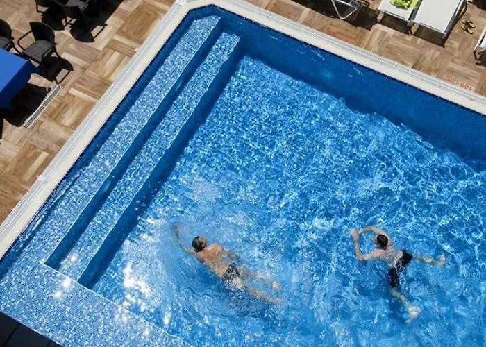 ホテル シュープリーム